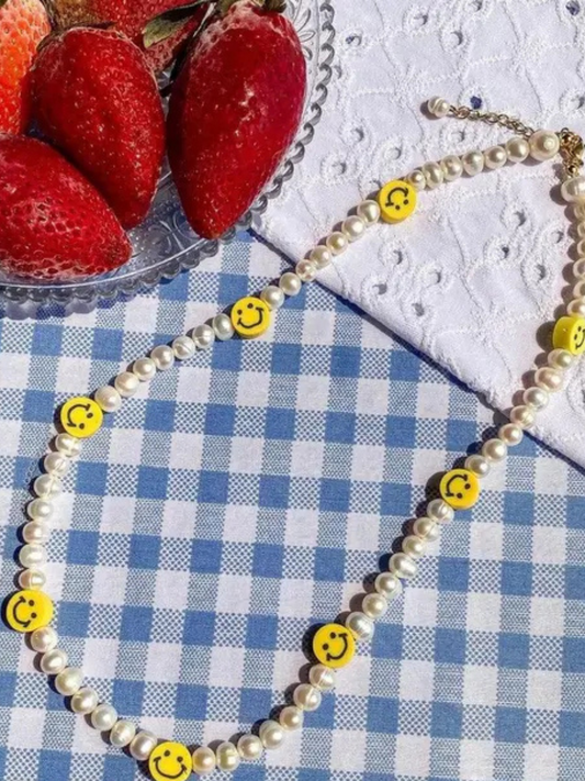 Cute Smiley Charms White Pearl Choker Necklace