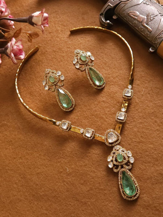 Buy Light Green Stones Kundan Studded Golden Hasli Necklace - TheJewelbox