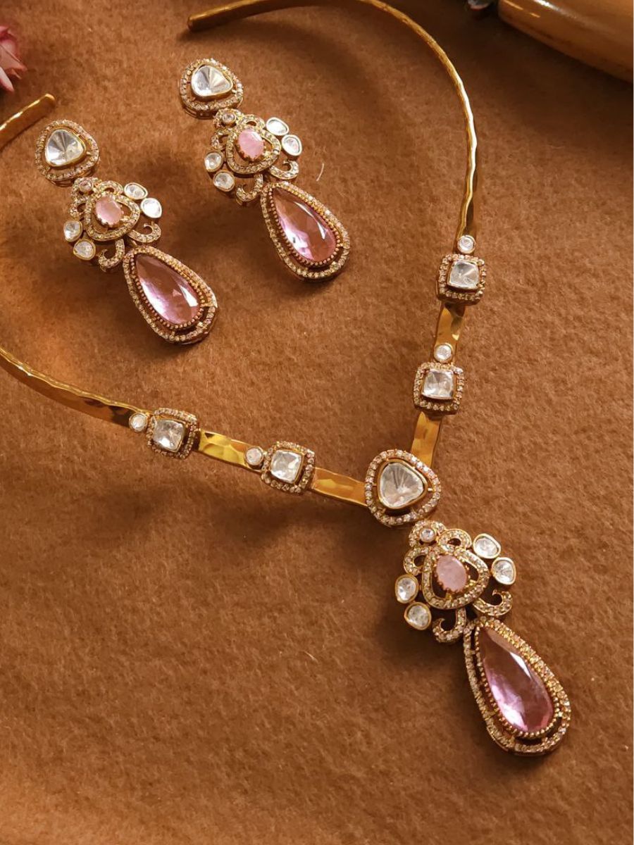 Light Pink Stones Kundan Studded Golden Hasli Necklace Set