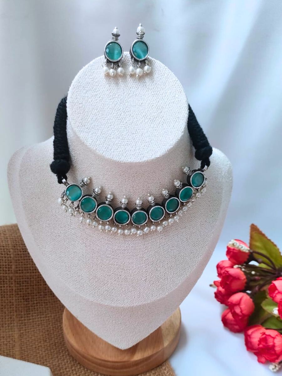 Sea Green Round Stones Oxidised Silver Choker Necklace Set