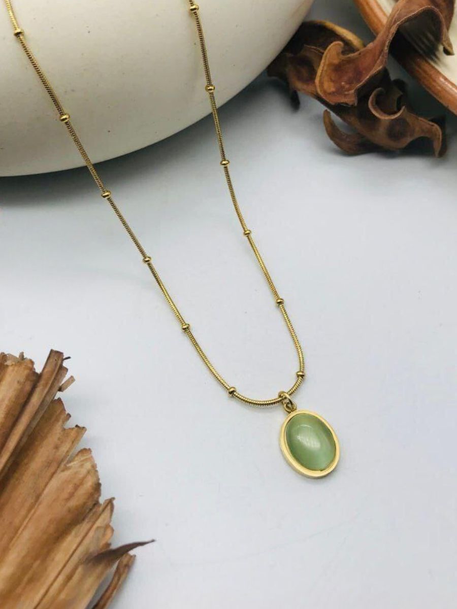 Sea Green Stone Oval Pendant Gold Chain Necklace