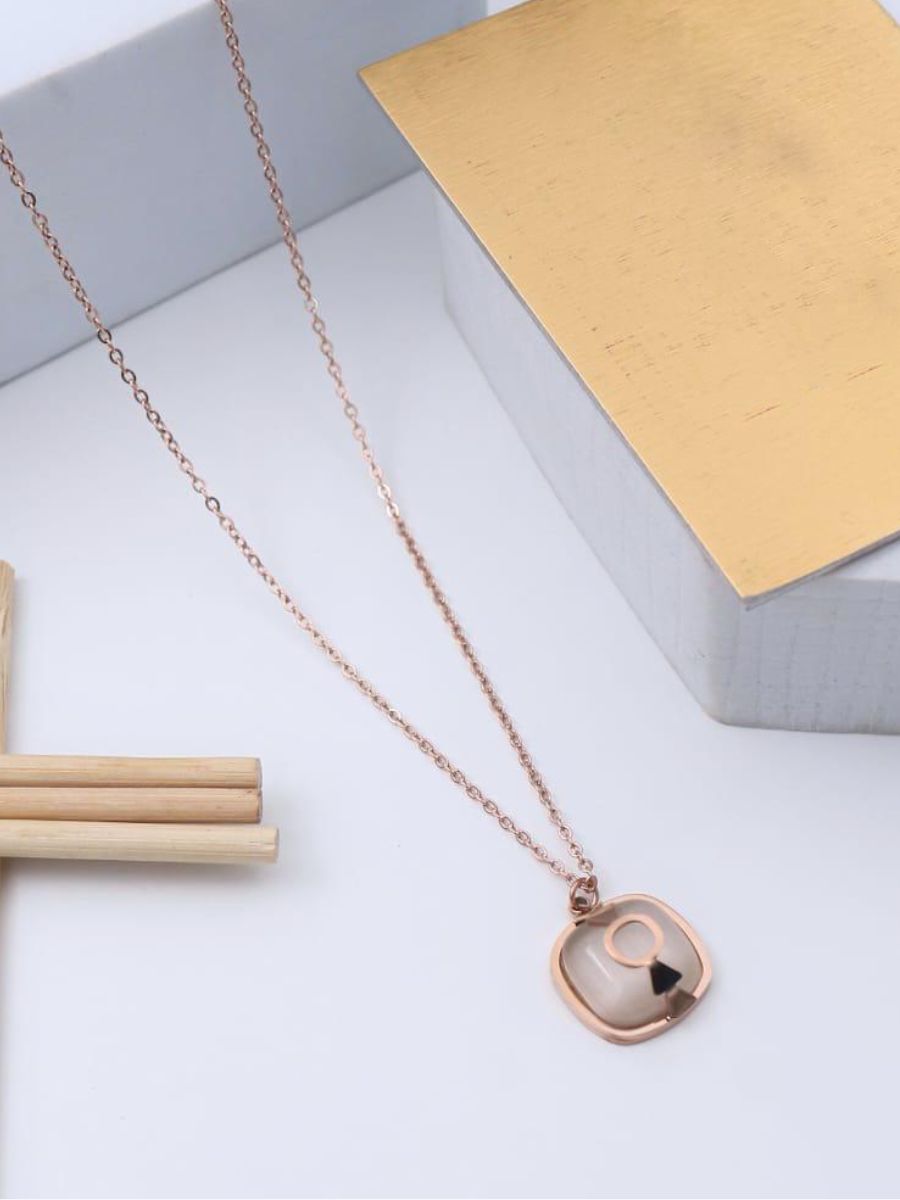 Square Pendant Rose Gold Minimal Chain Necklace