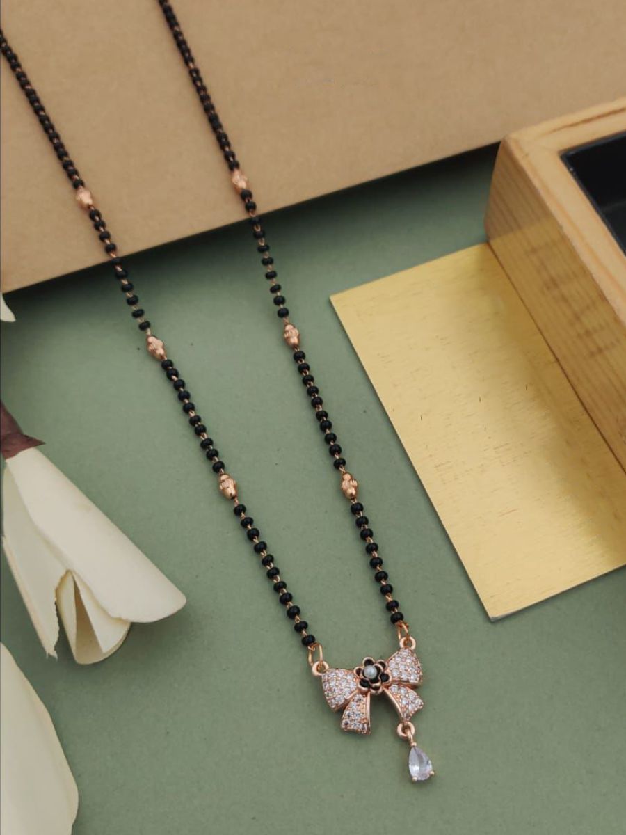 Buy Stylish Bow Diamond Pendant Rose Gold Mangalsutra - TheJewelbox