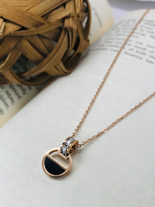 Buy Rose Gold Interlocked Black Stone Diamond Pendant Necklace - TheJewelbox